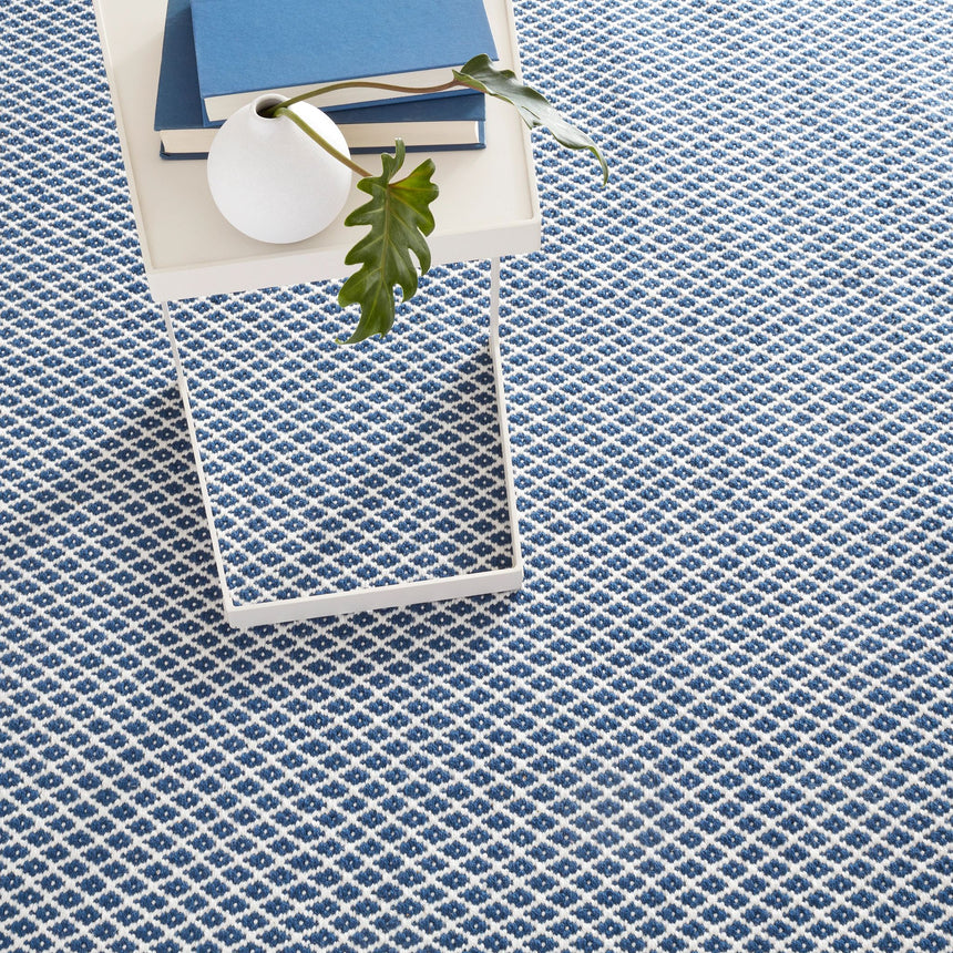 Mainsail Handwoven Indoor/Outdoor Rug