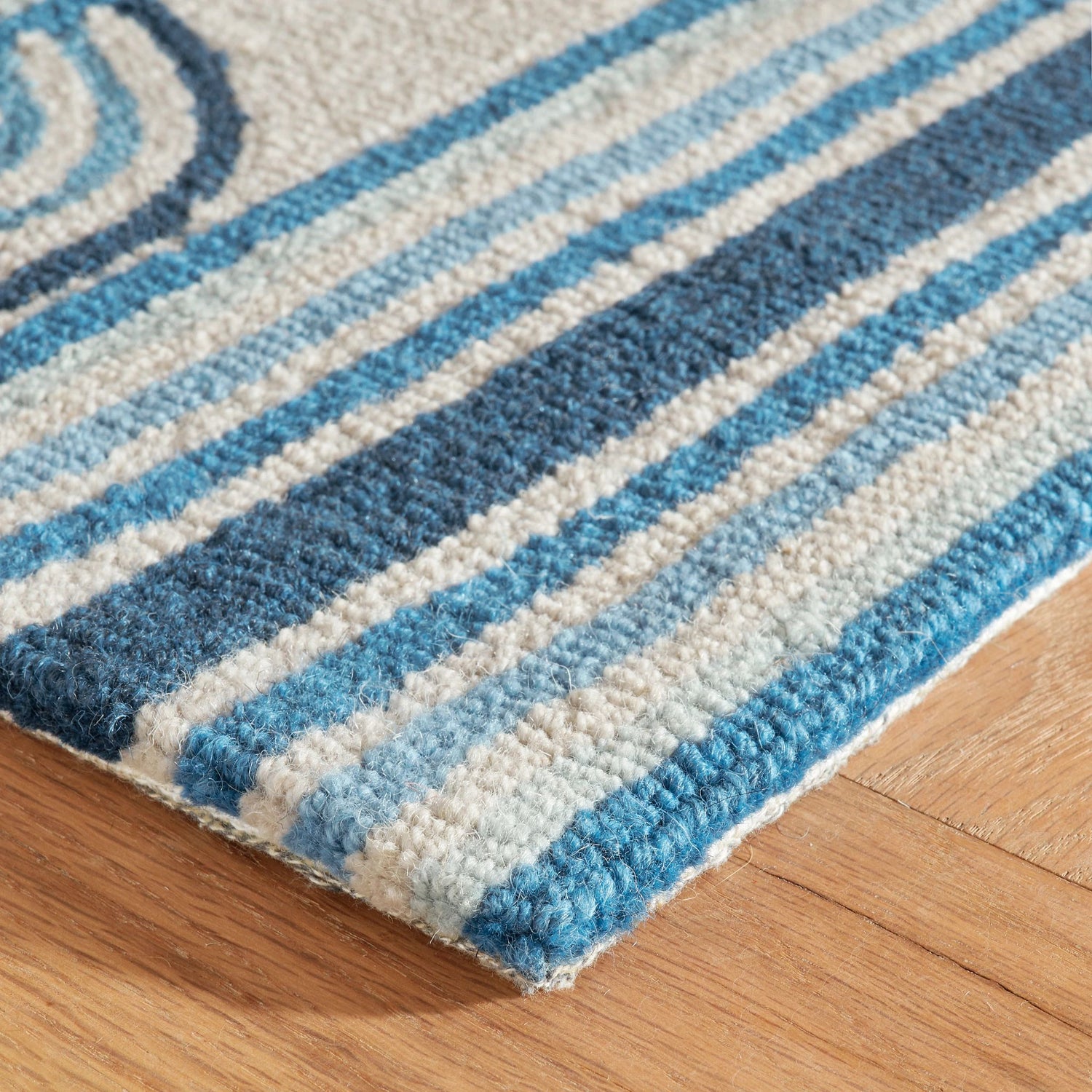 Button Hand Micro Hooked Wool Rug