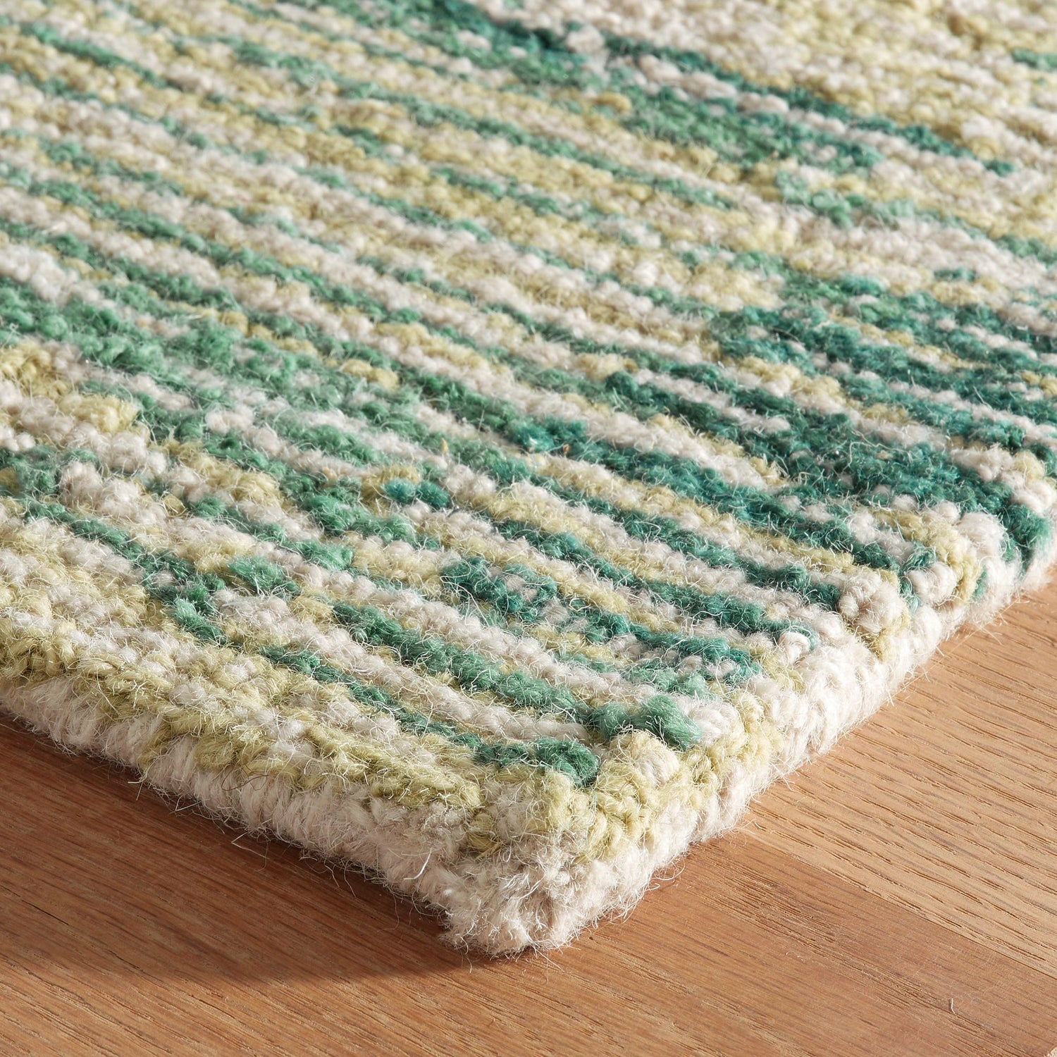 Ladycross Hand Hooked Wool Rug