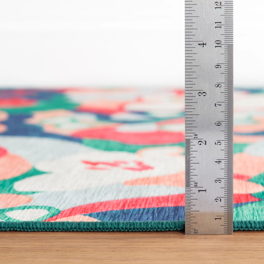 Dreamy Daisies Machine Washable Rug