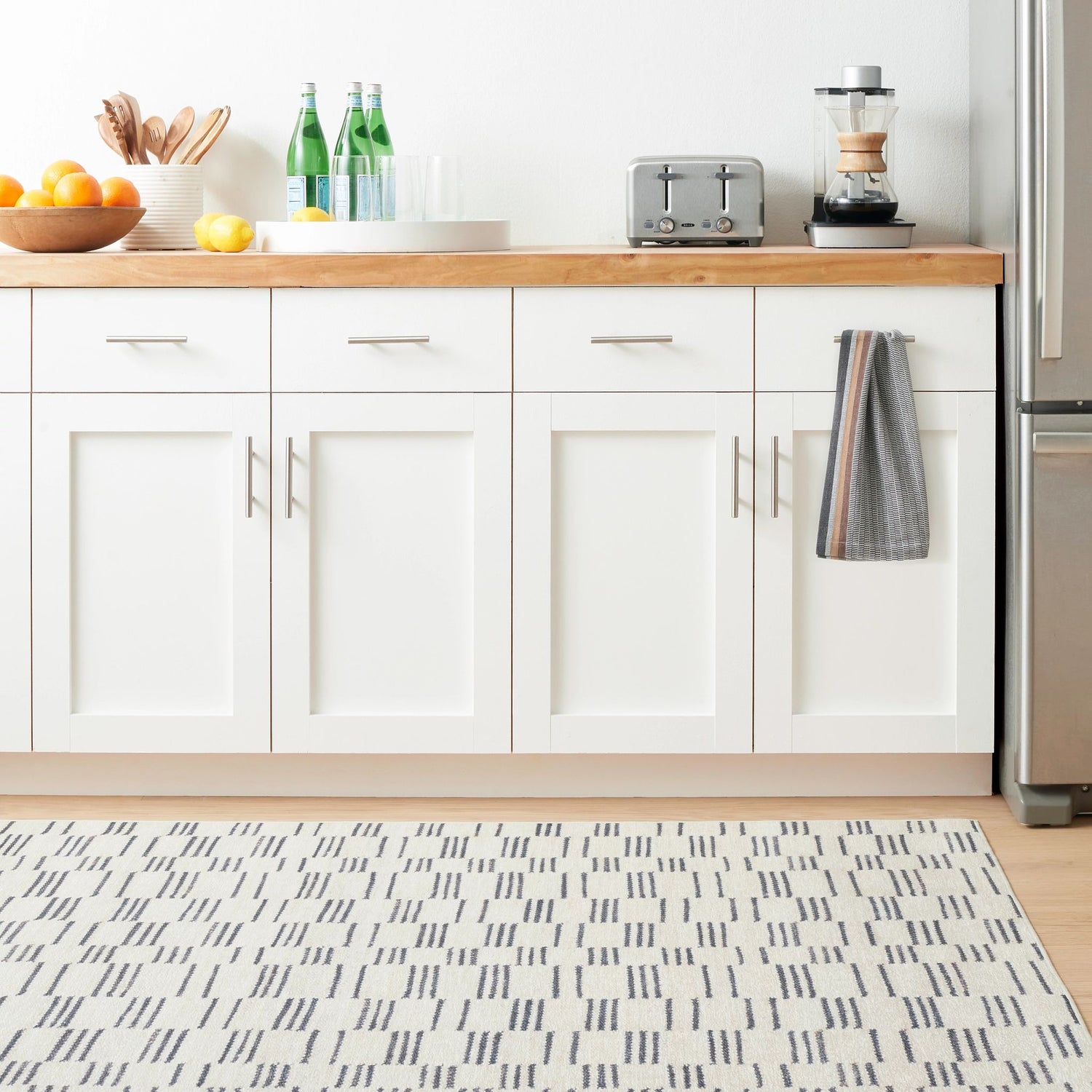 Leni Machine Washable Rug