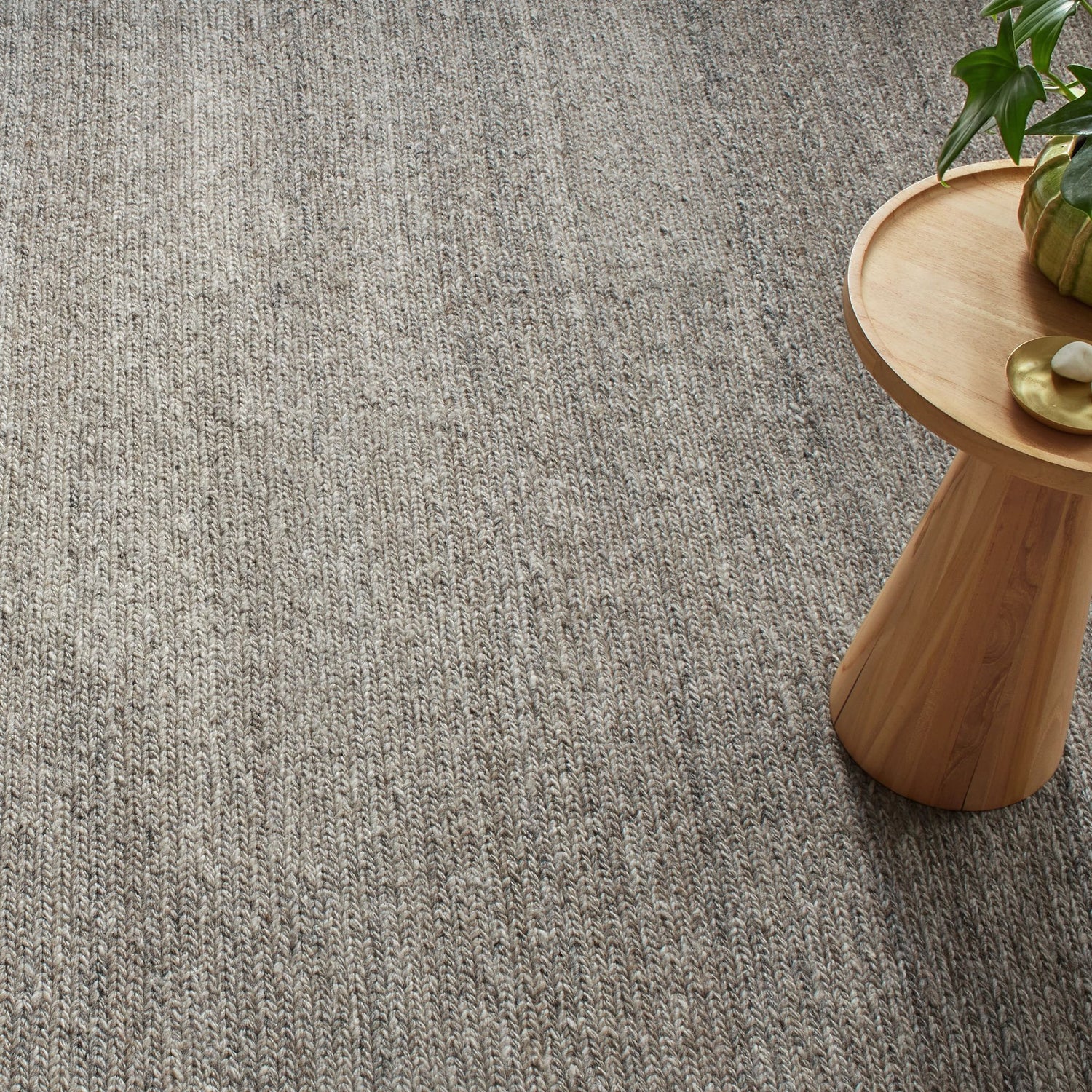 Solimar Handwoven Wool Rug