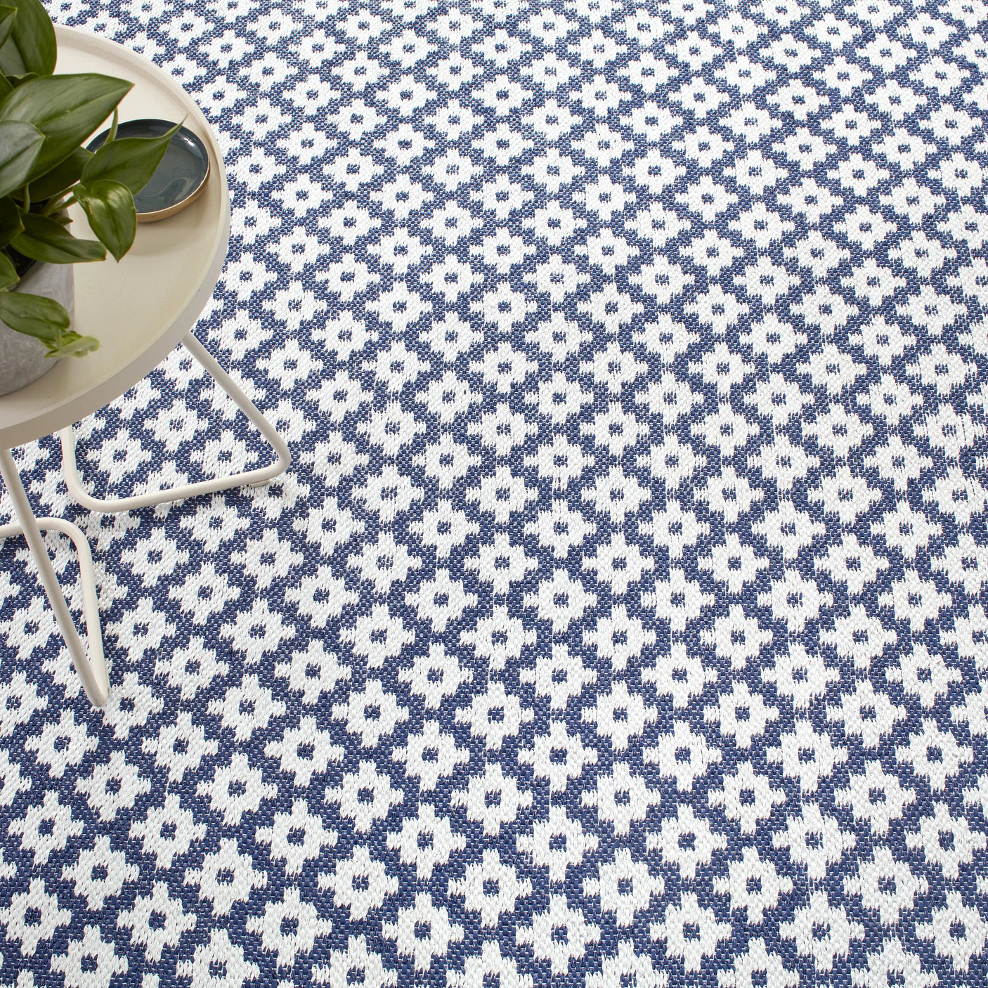 Samode Handwoven Indoor/Outdoor Rug