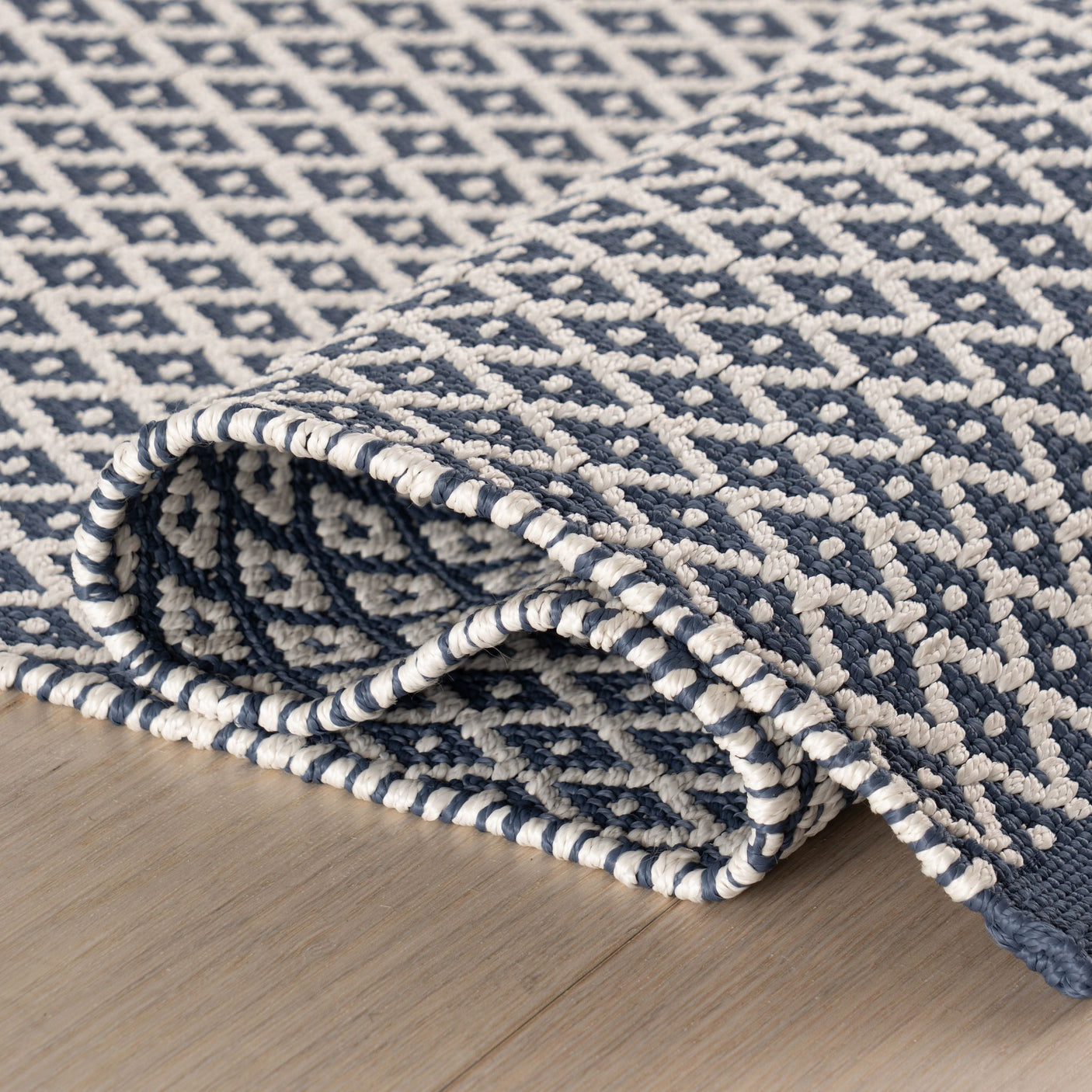 Riviera Handwoven Indoor/Outdoor Rug