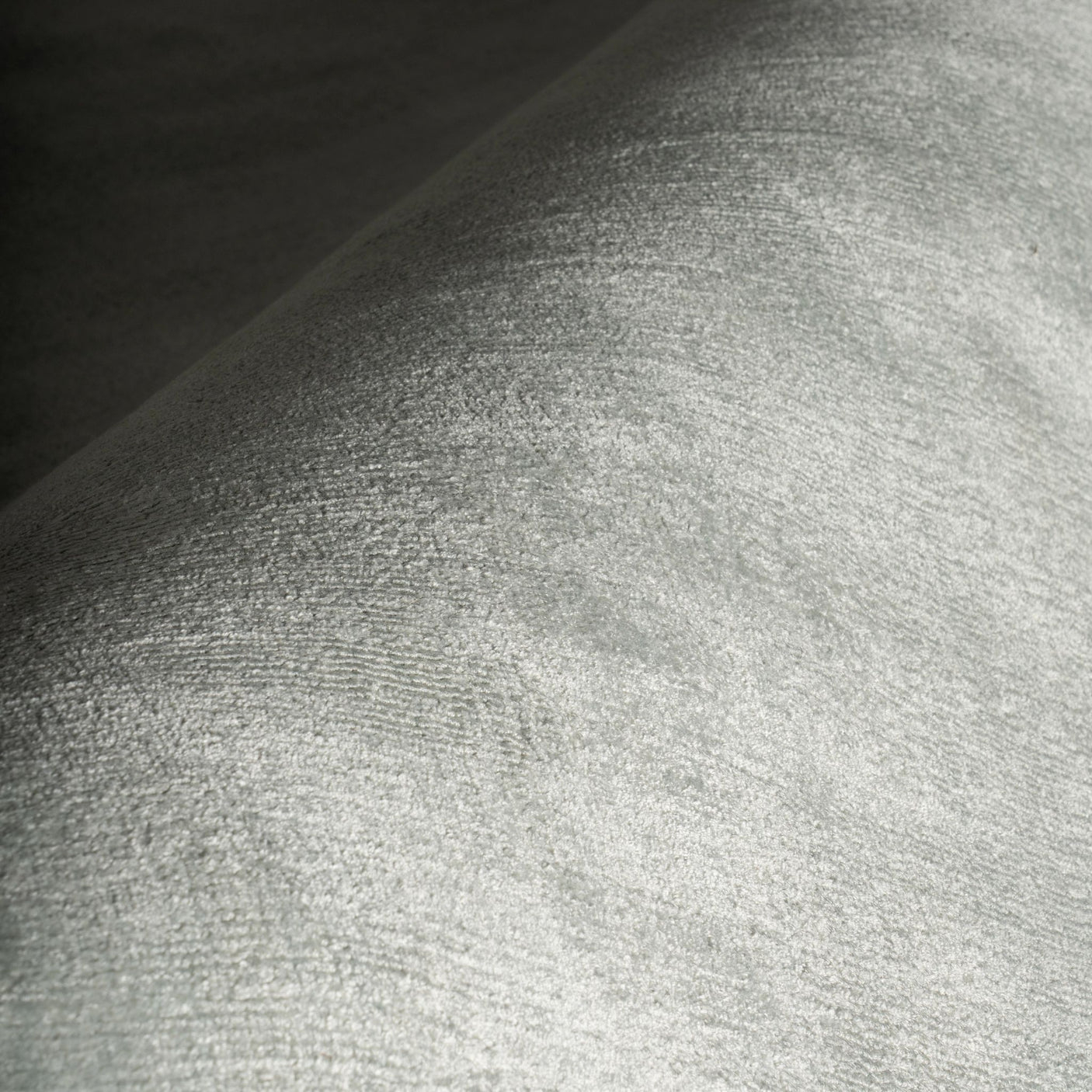 Alva Hand Loom Knotted Viscose Rug