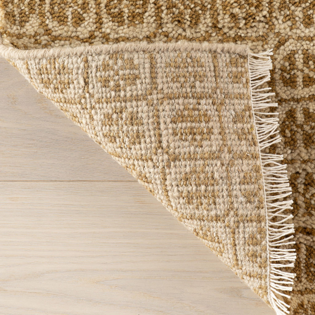 Tullie Hand Knotted Wool Rug