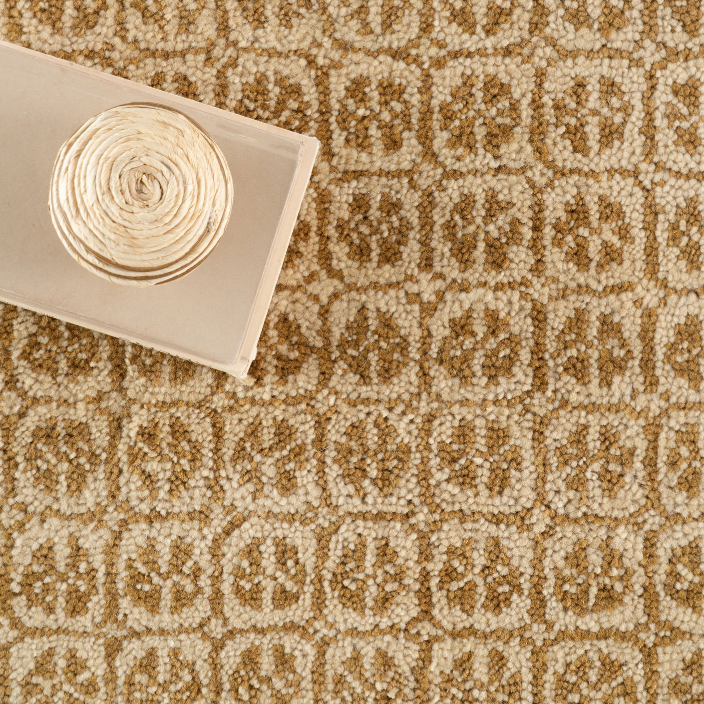 Tullie Hand Knotted Wool Rug