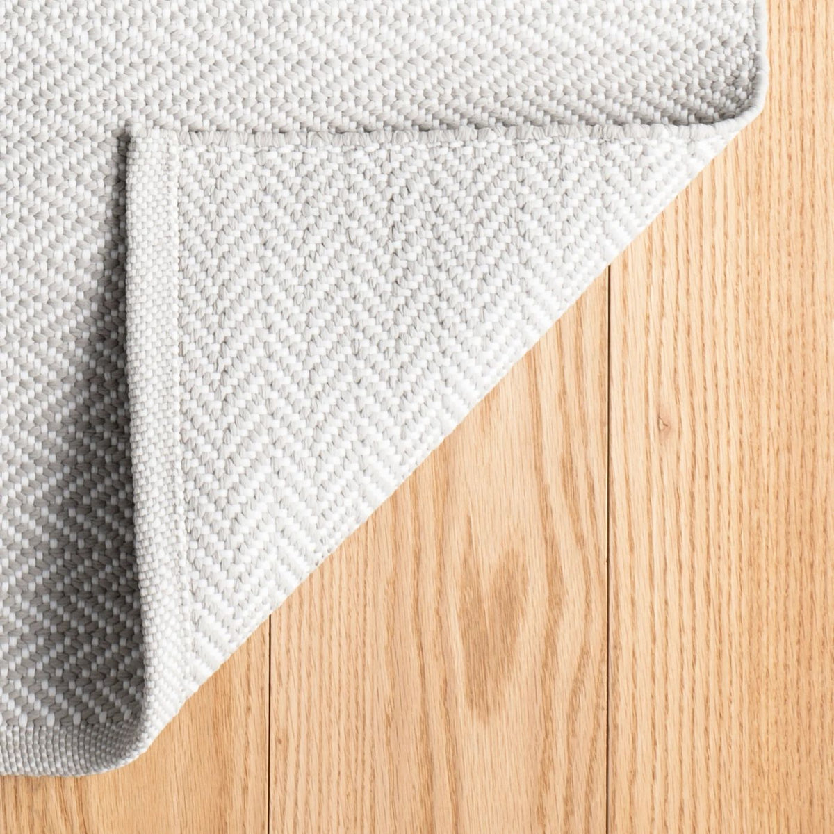 Herringbone Handwoven Indoor/Outdoor Rug