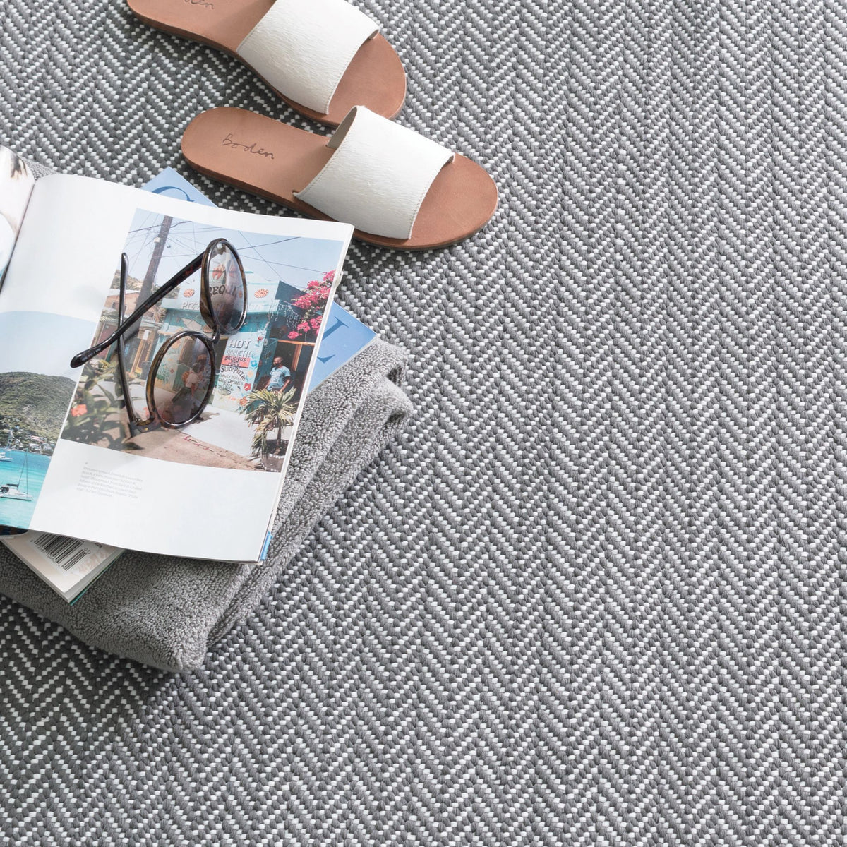 Herringbone Handwoven Indoor/Outdoor Rug