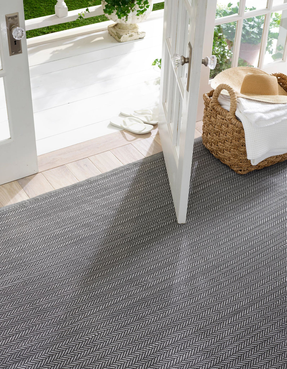 Herringbone Handwoven Indoor/Outdoor Rug