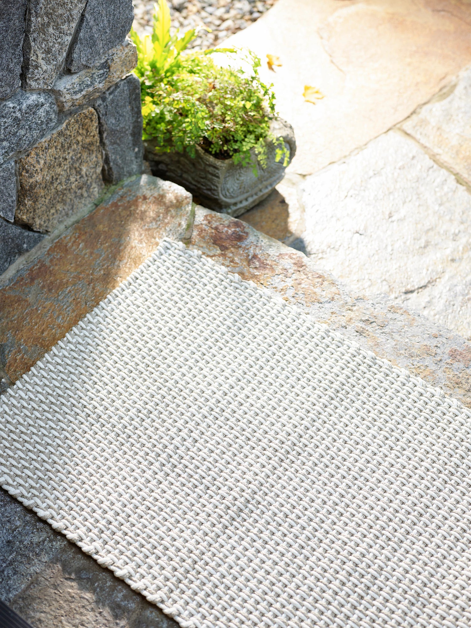 Two-Tone Rope Handwoven Indoor/Outdoor Rug