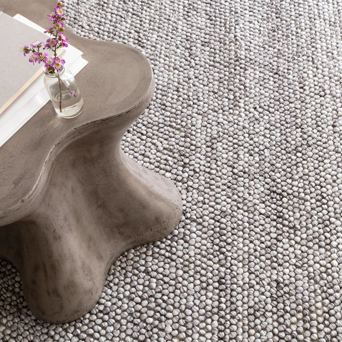 Niels Handwoven Wool/Viscose Rug