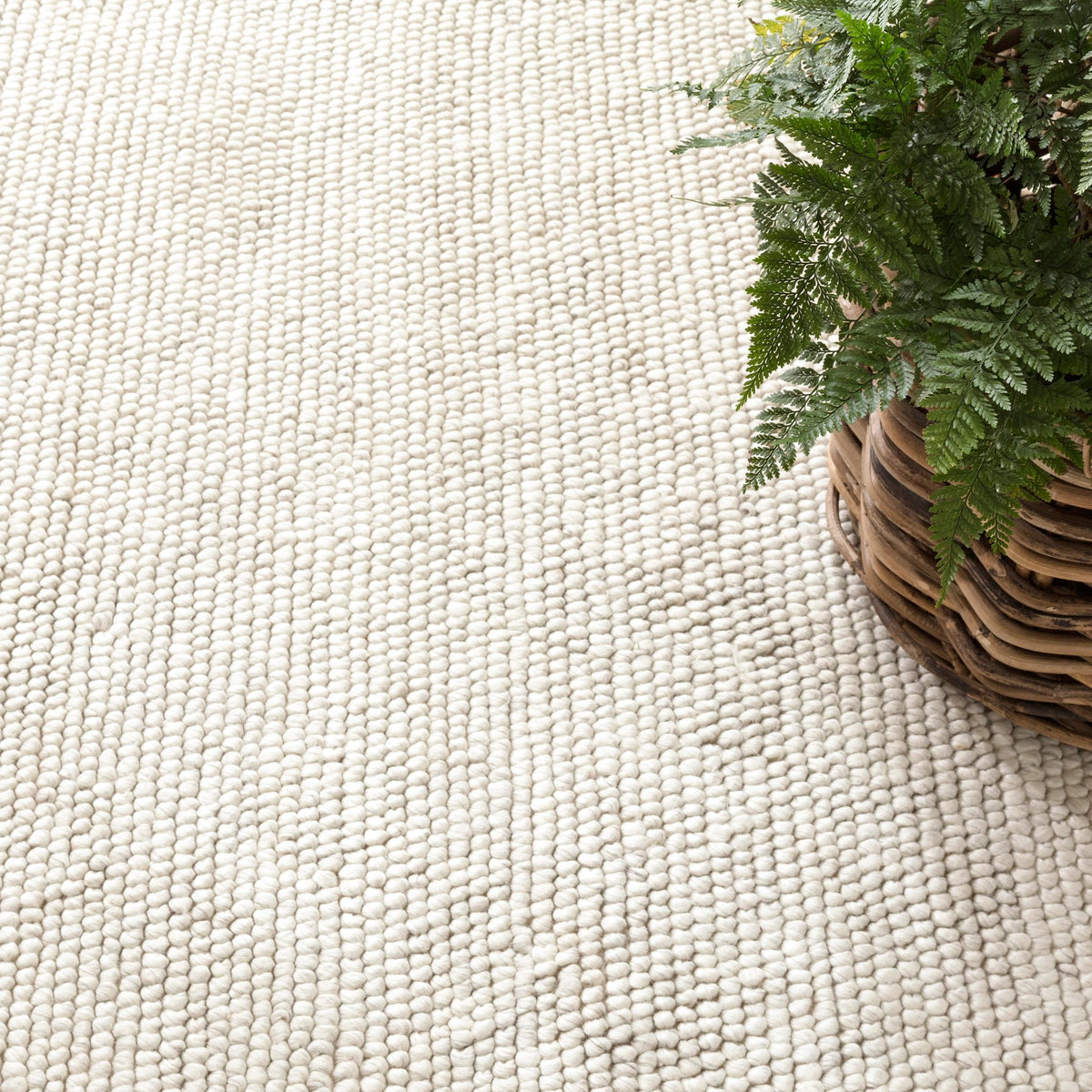 Niels Handwoven Wool/Viscose Rug