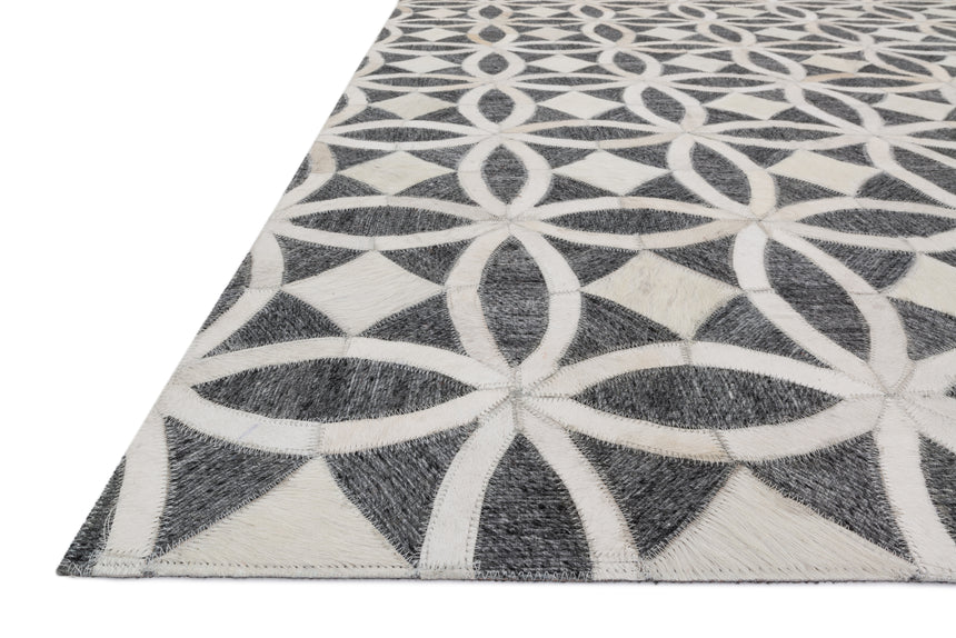 Dorado Rug 06 | Graphite / Ivory