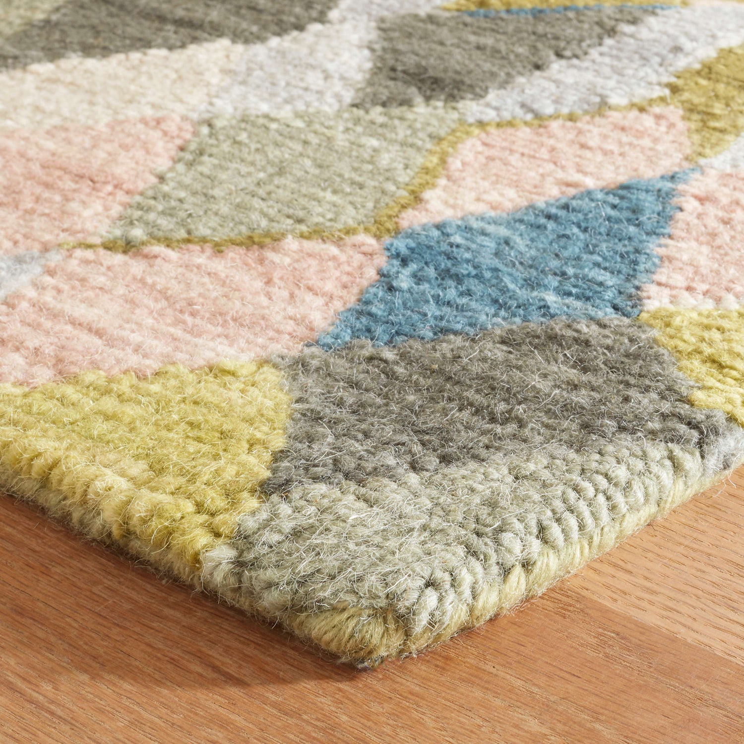 Deer Leap Hand Hooked Wool Rug