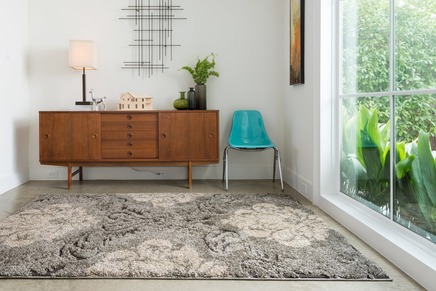 Enchant Rug 03 | Smoke / Beige