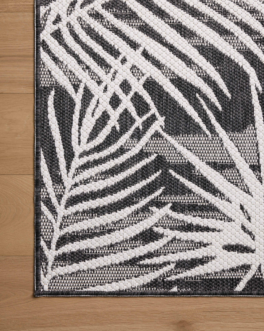 Easton Rug 09 | Ivory / Onyx