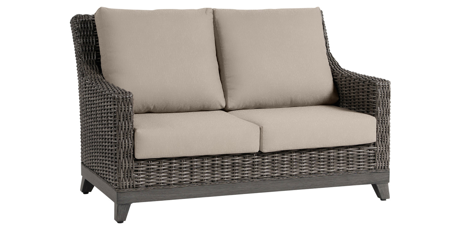 Budapest Loveseat