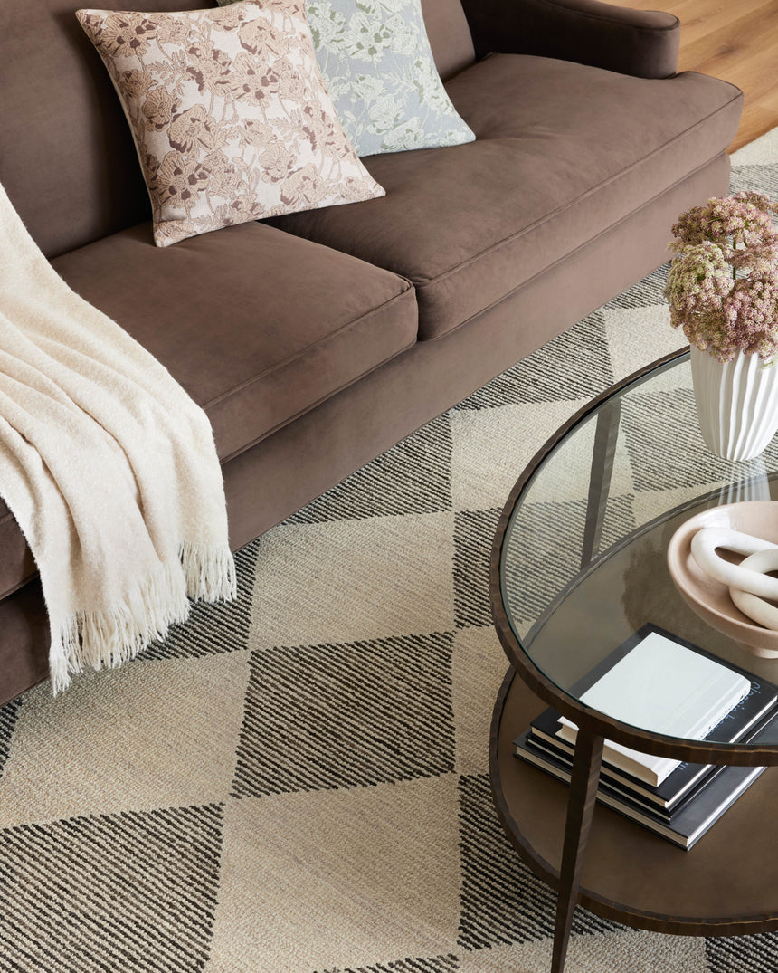Francis Rug 01 | Beige / Charcoal