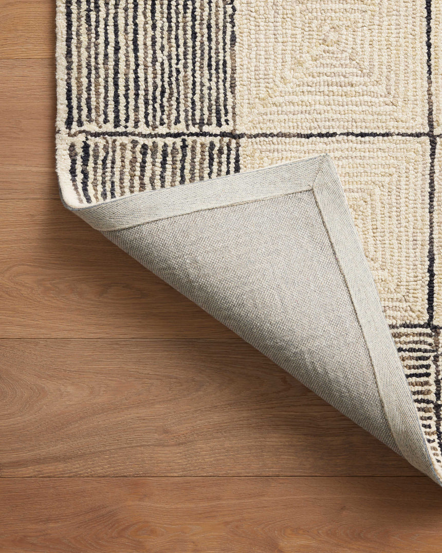 Francis Rug 02 | Cream / Black