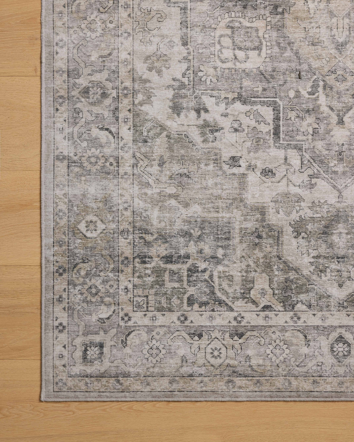 Josie Rug 03