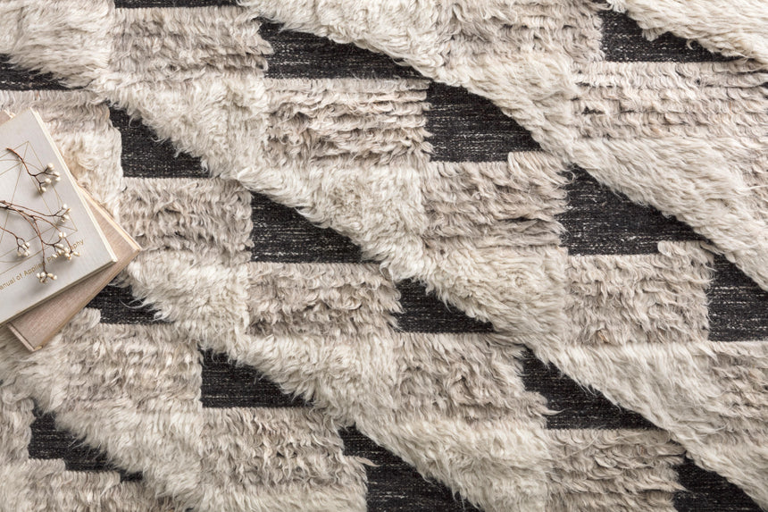 Khalid Rug 02 | Natural / Black