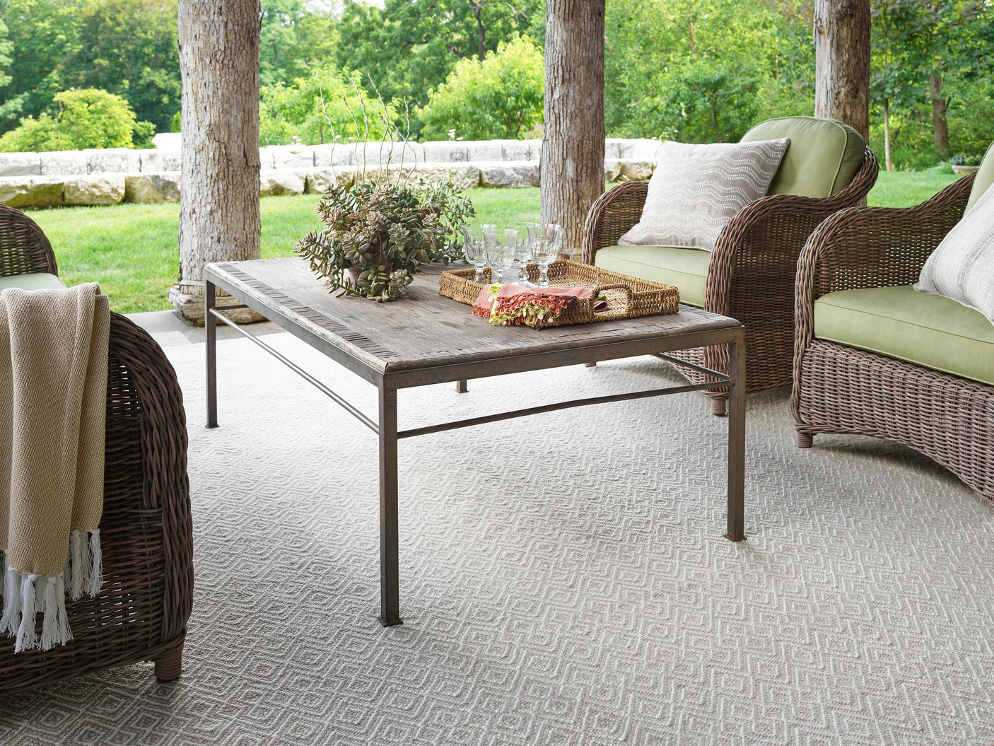 Annabelle Handwoven Indoor/Outdoor Rug