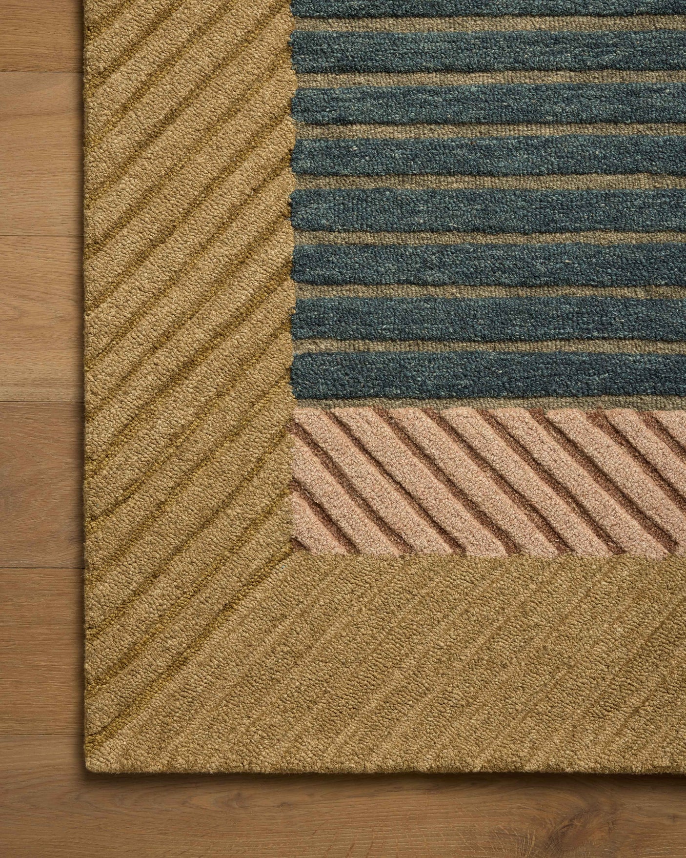 Madi Rug 01