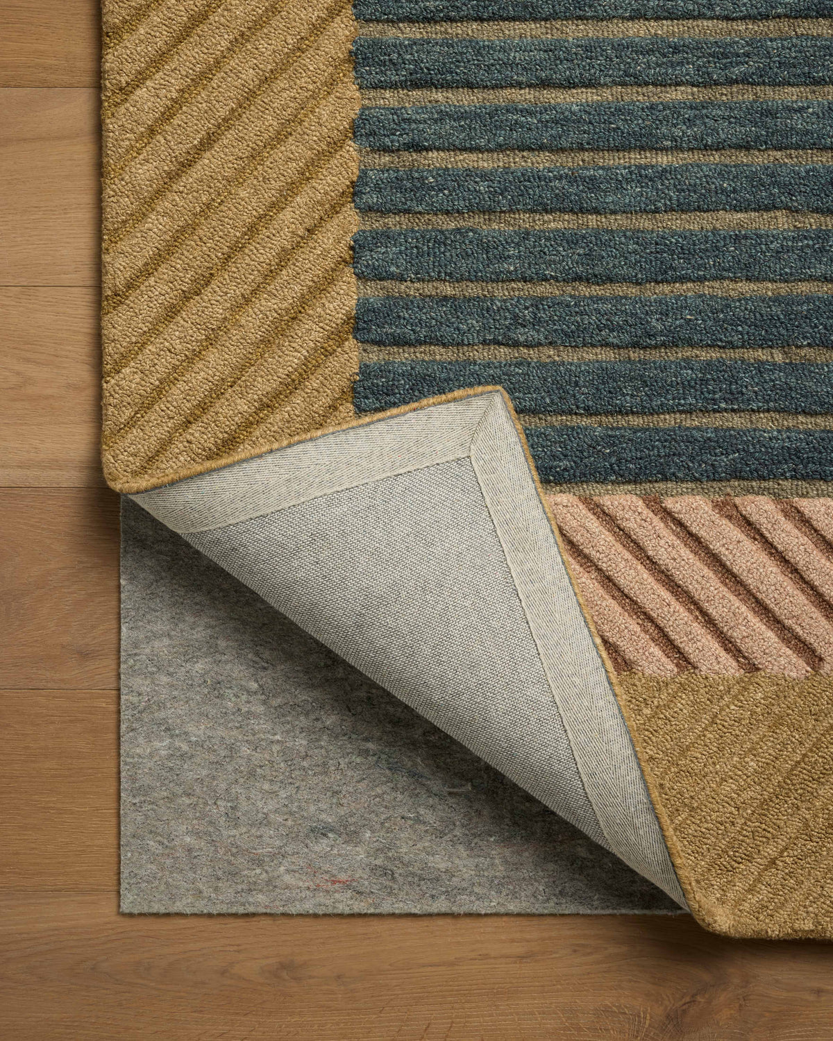 Madi Rug 01