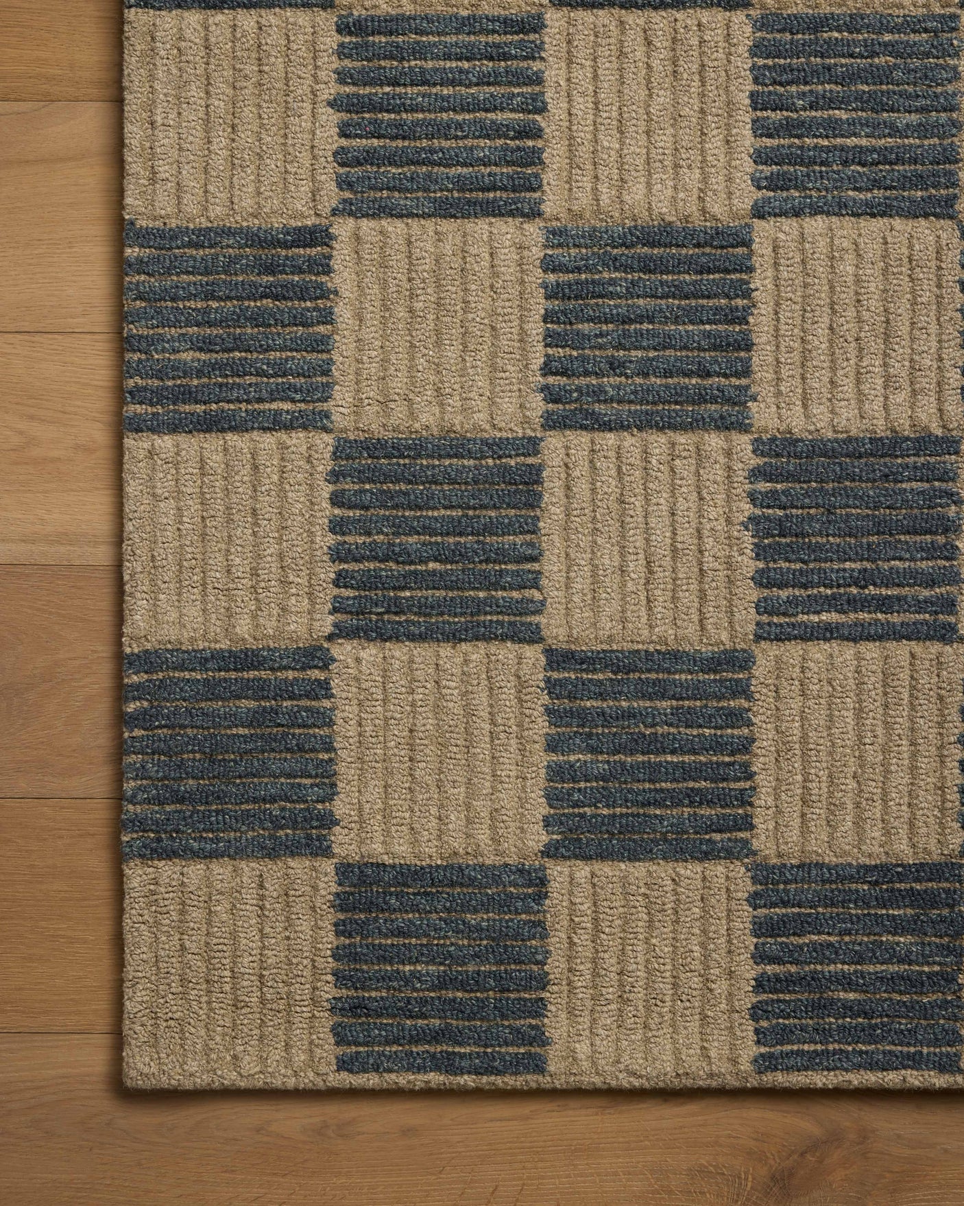 Madi Rug 04