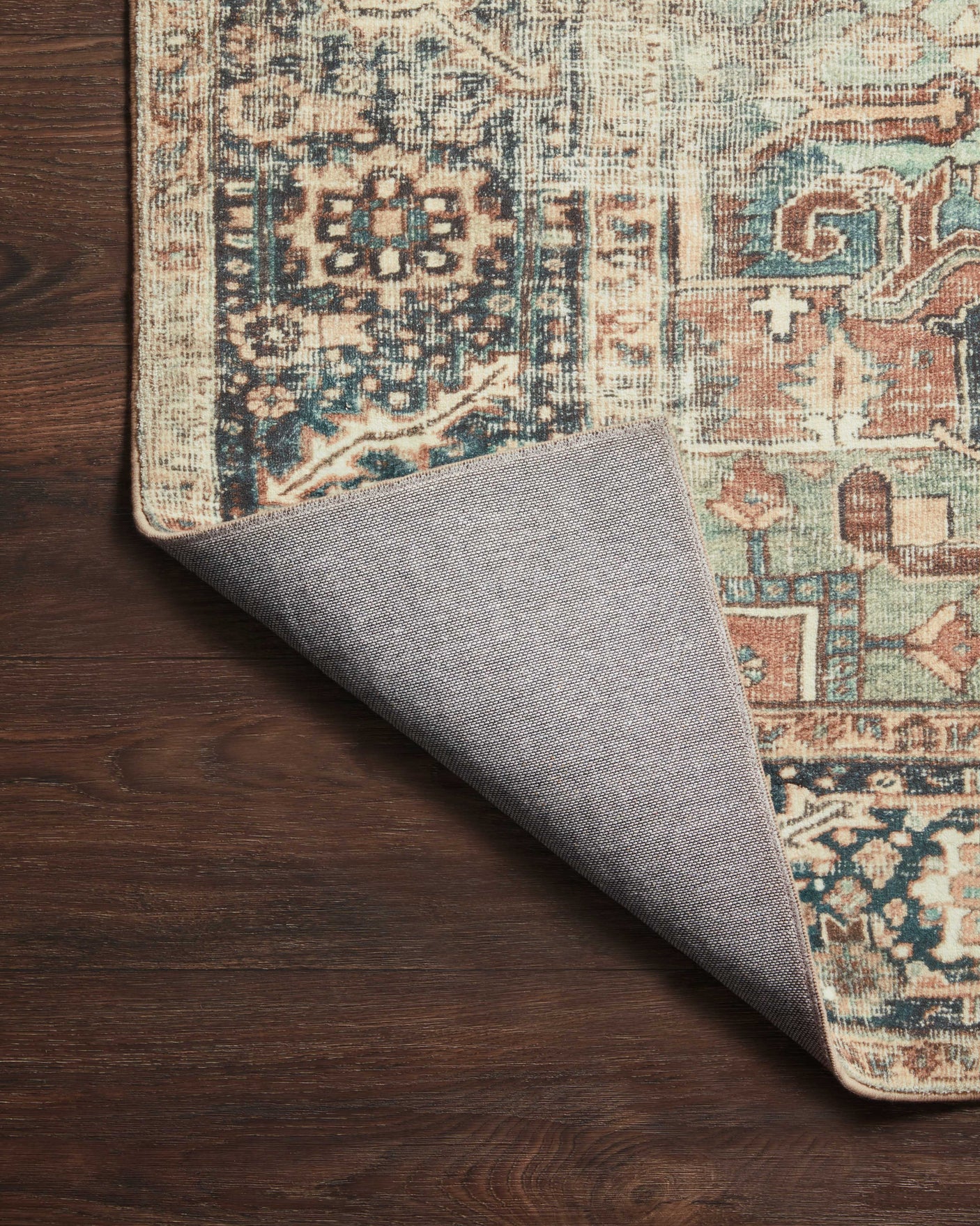 Margot Rug 02