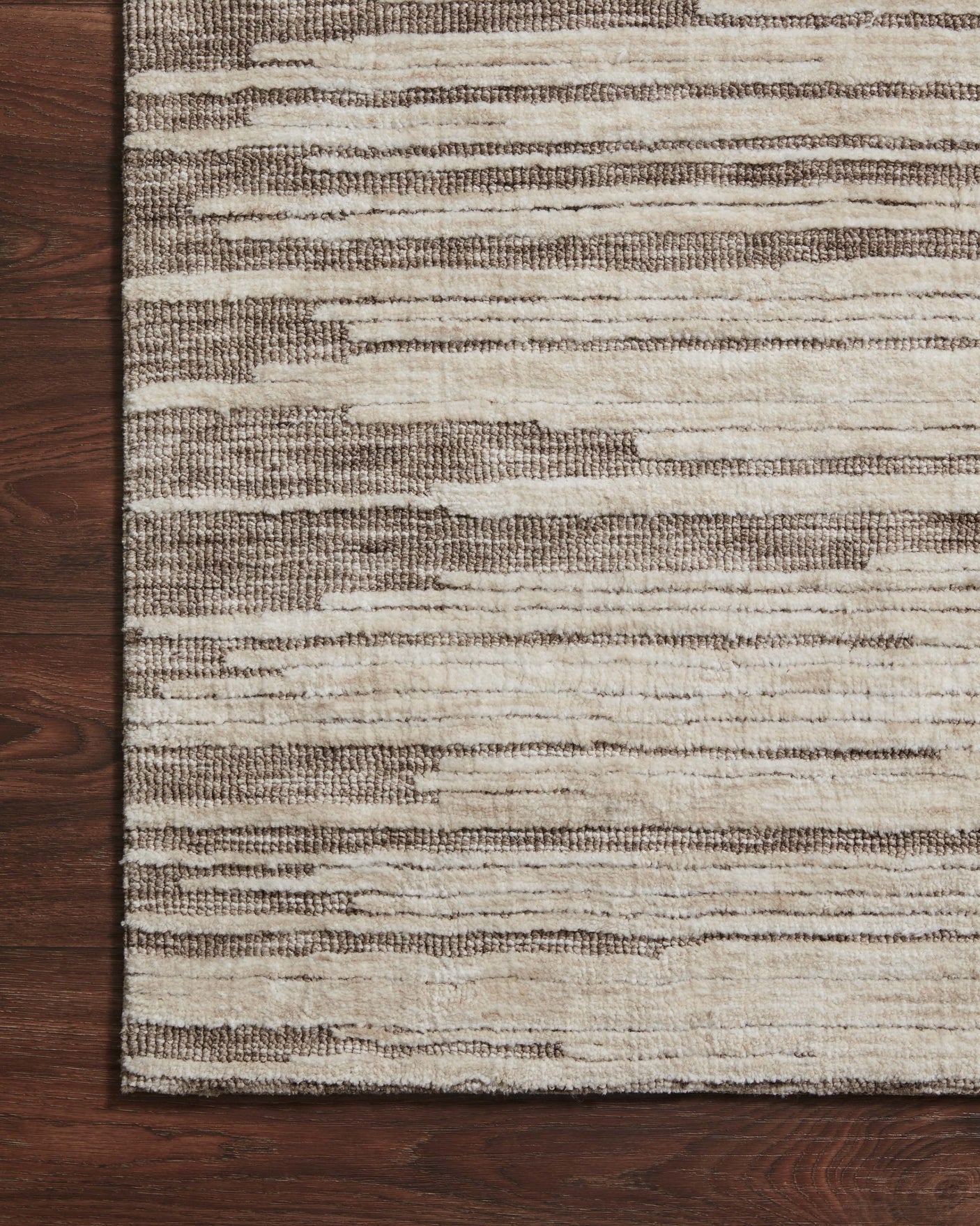 Neda Rug 01