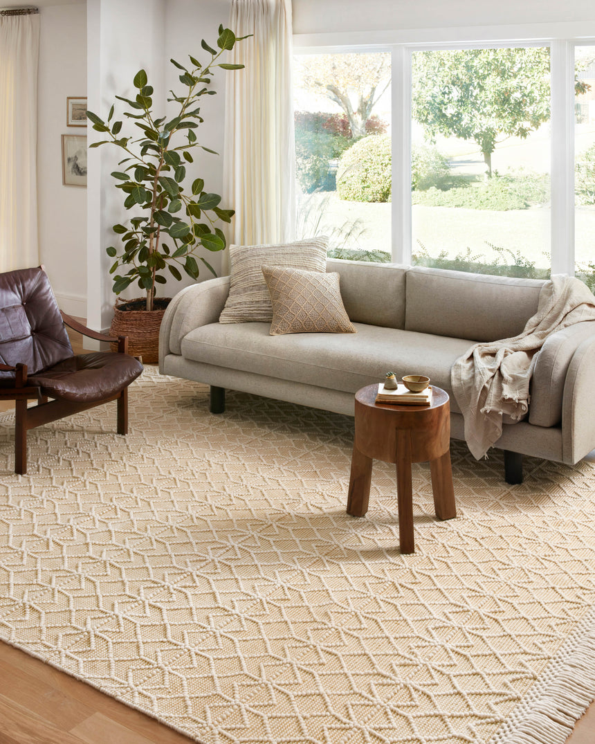 Noelle Rug 06 | Ivory / Gold