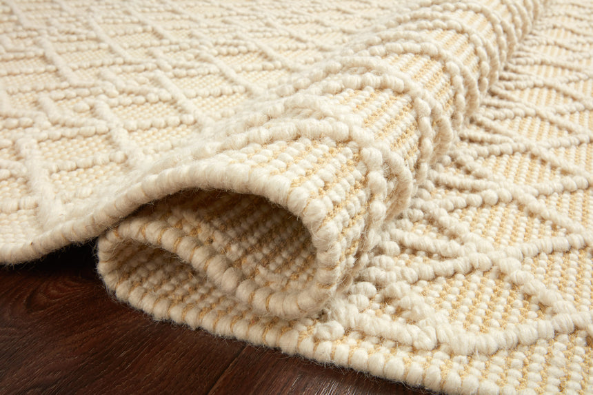 Noelle Rug 06 | Ivory / Gold