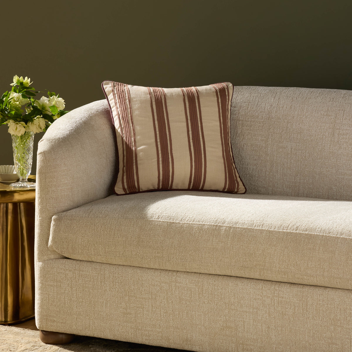 Verona Pillow
