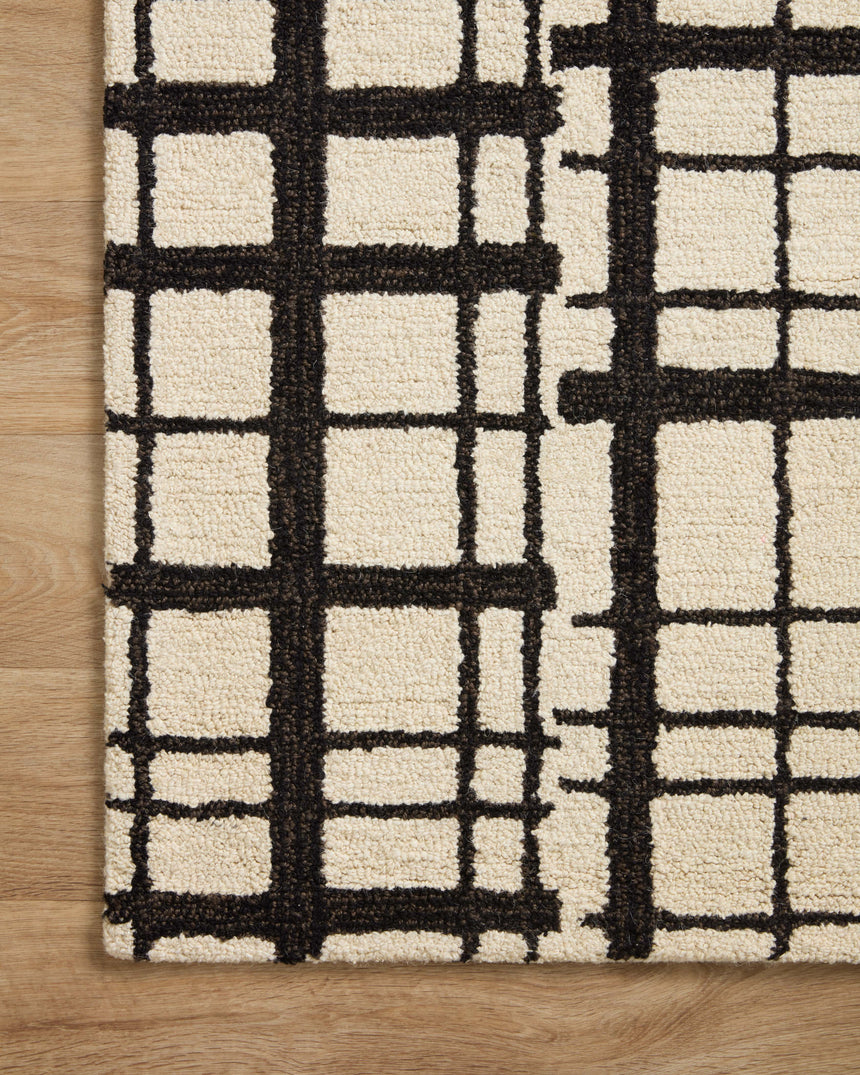Polly Rug 02 | Black / Ivory
