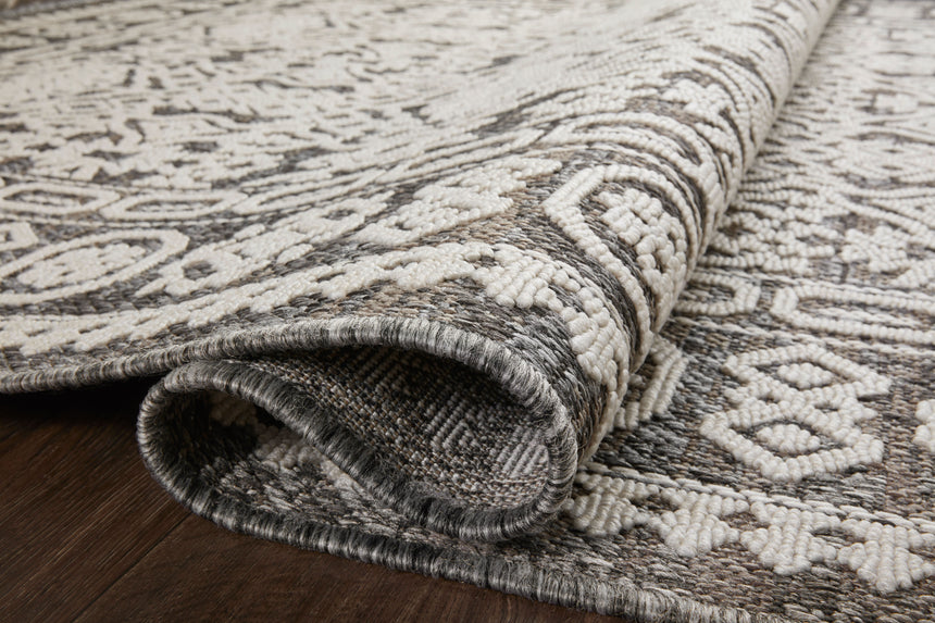 Rainier Rug 02 | Pebble / Ivory