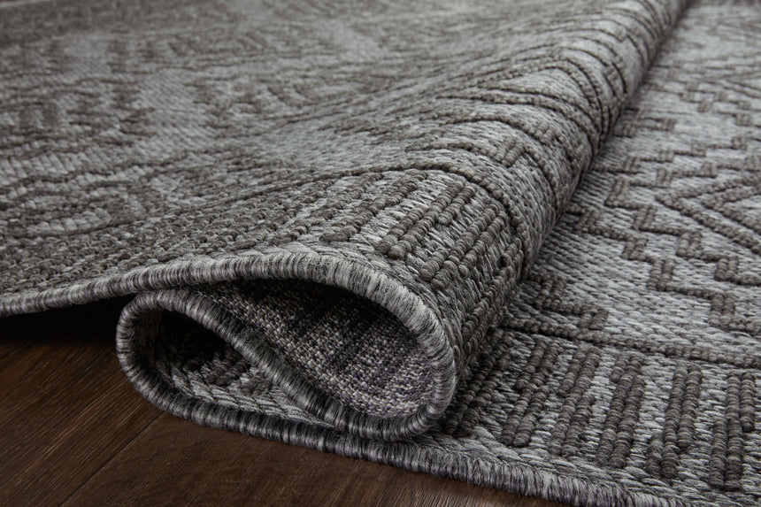 Rainier Rug 06 | Grey / Charcoal