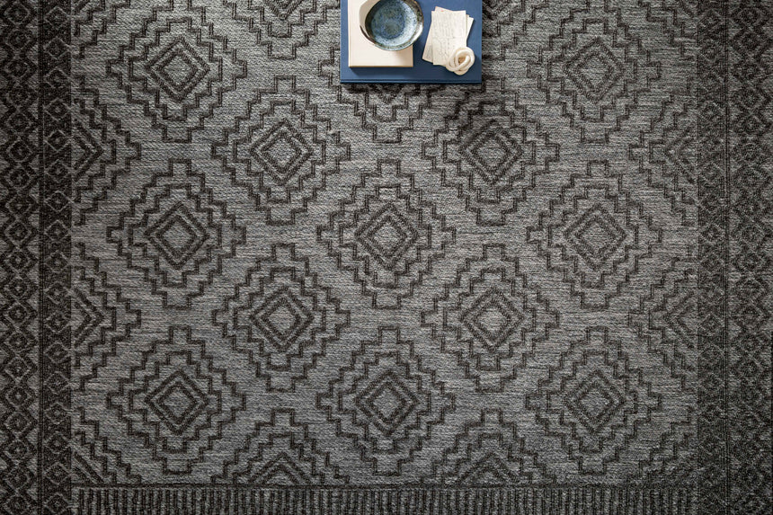 Rainier Rug 06 | Grey / Charcoal