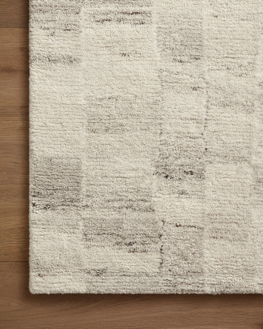 Rocky Rug 01 | Ivory / Silver