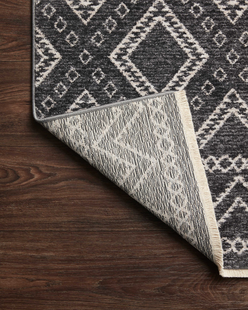 Vance Rug 05 | Charcoal / Dove