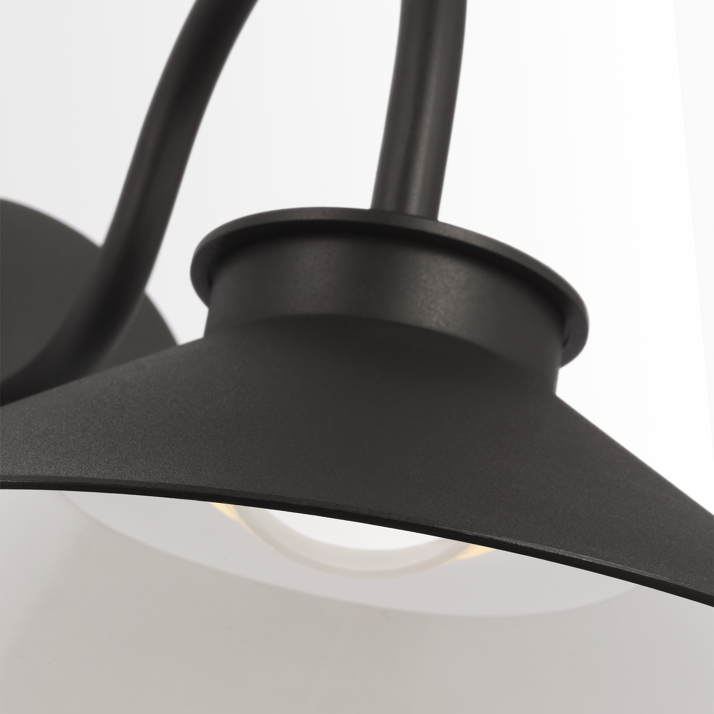 Modern Barn Light Medium Wall Lantern