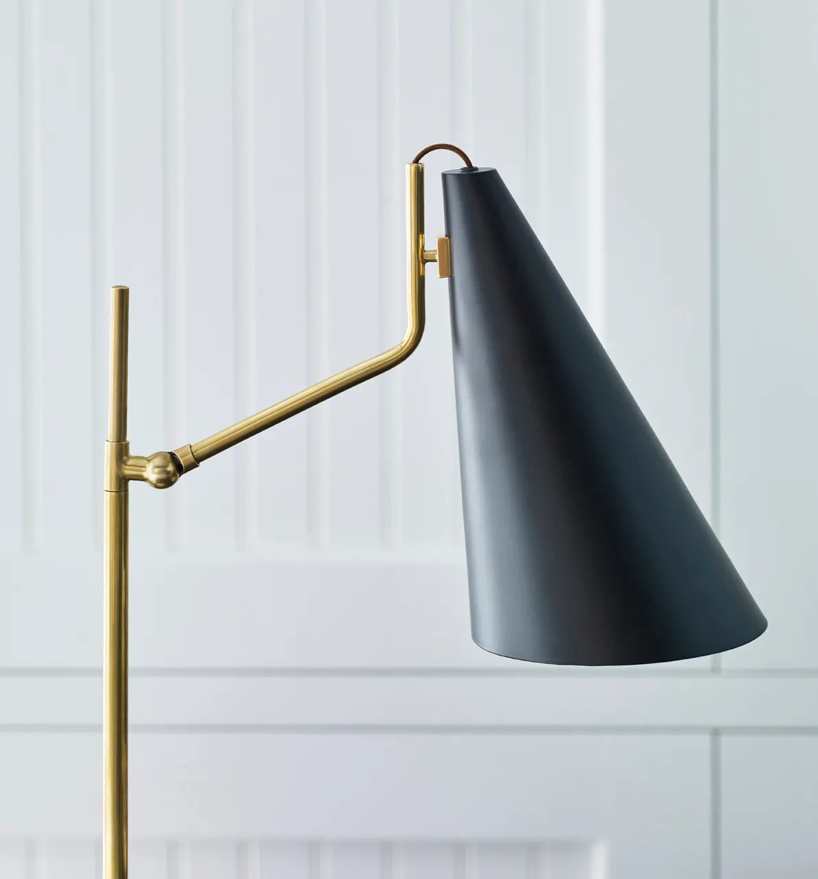 Clemente Table Lamp