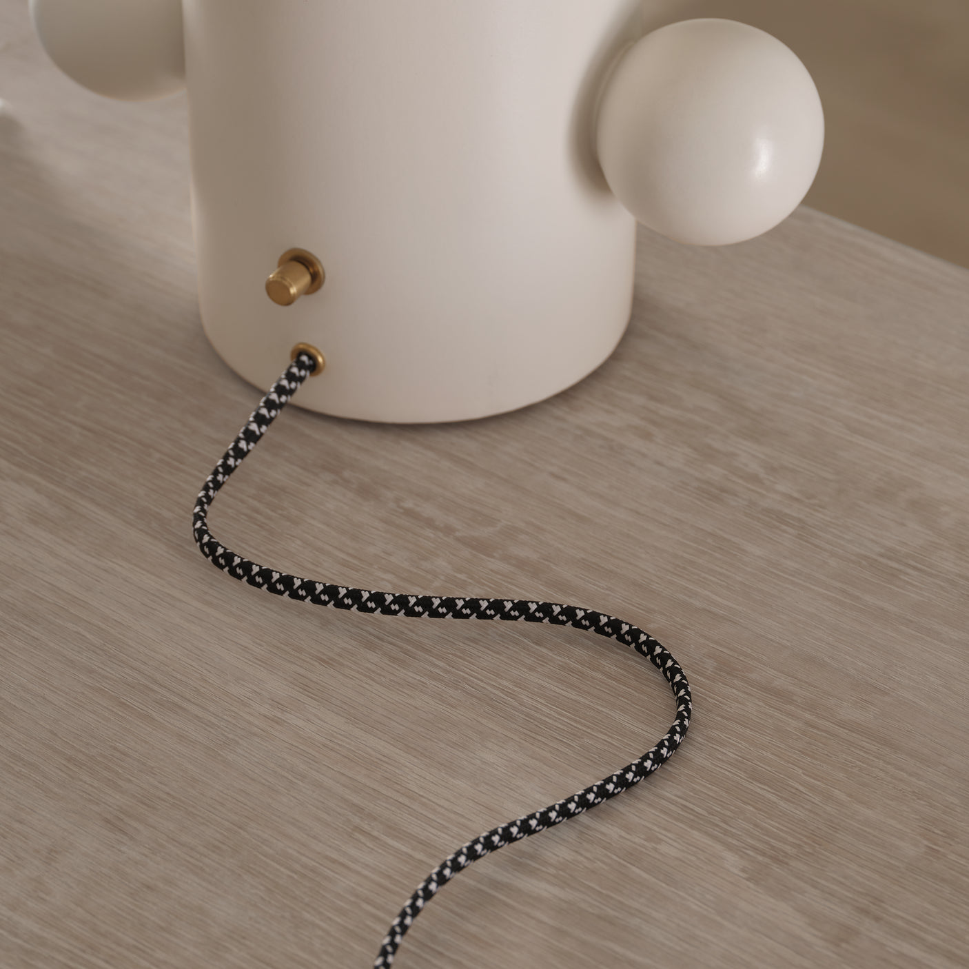 Tiglia Low Table Lamp