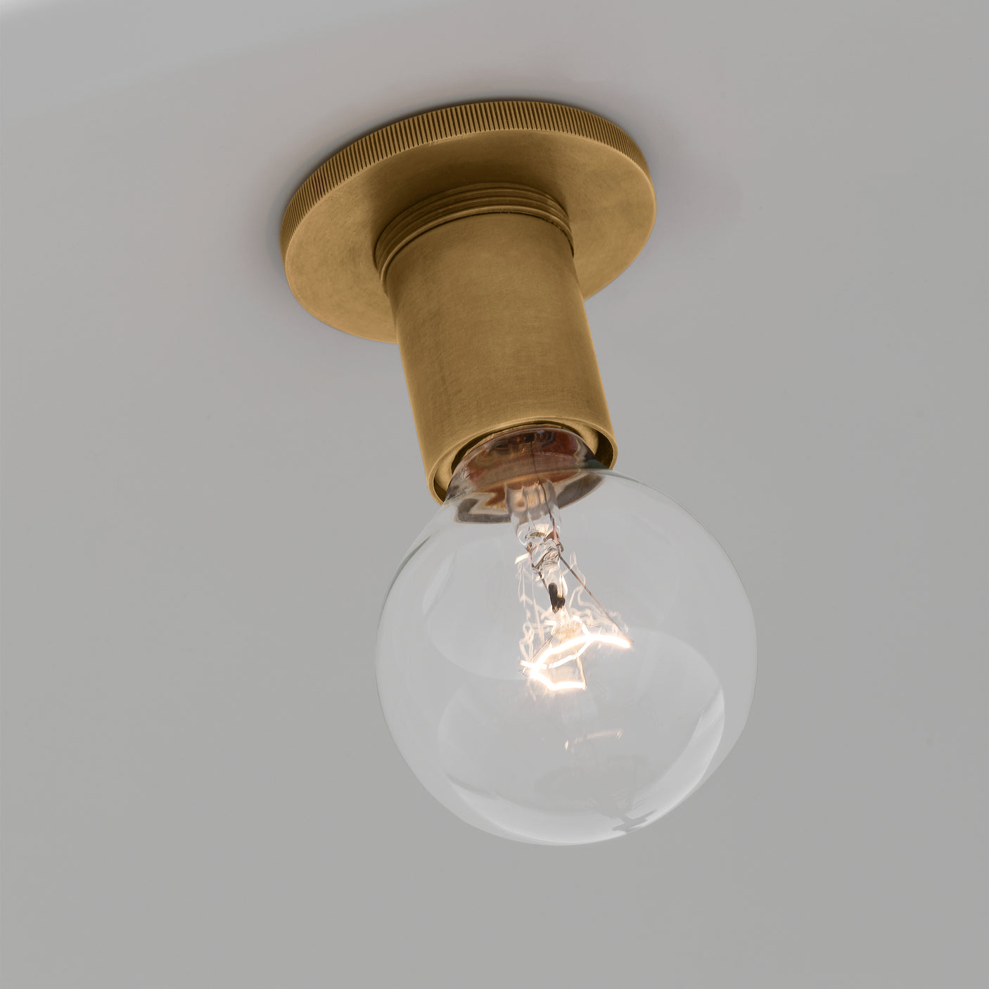 Elliot Grande Pendant