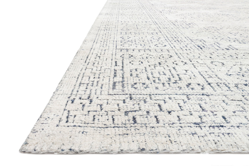 Vestige Rug 01 | White / Indigo