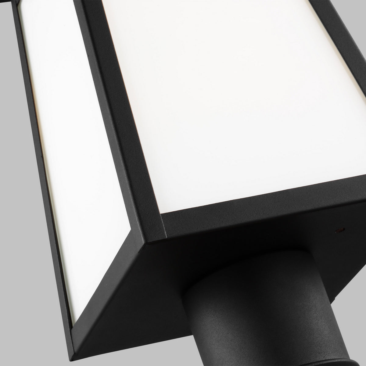 Founders Post Lantern — 9 W