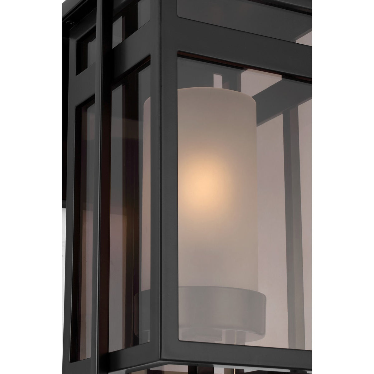 Fairhaven 19" Wall Lantern