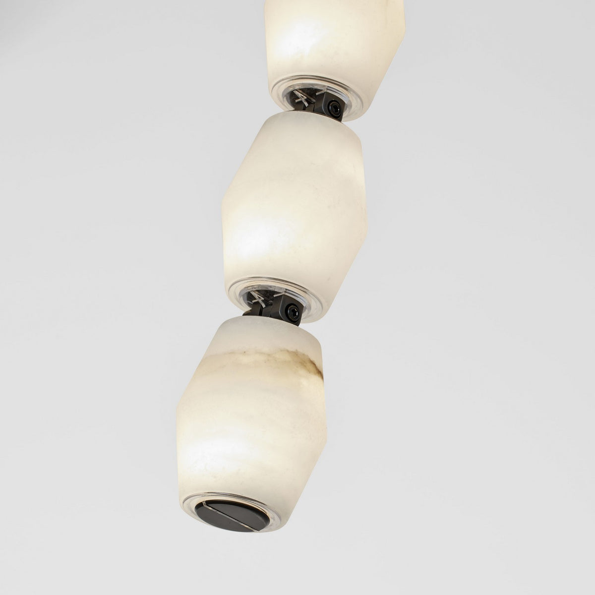 Collier Alabaster 28 Sconce