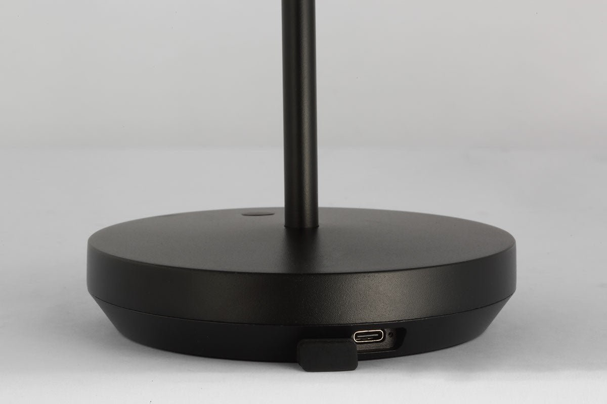 Doppia Short Accent Rechargeable Table Lamp
